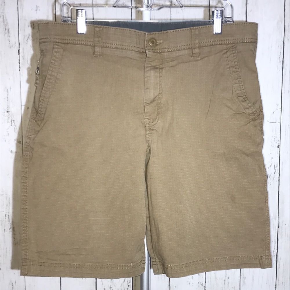 Men's Weatherproof Shorts Size 36